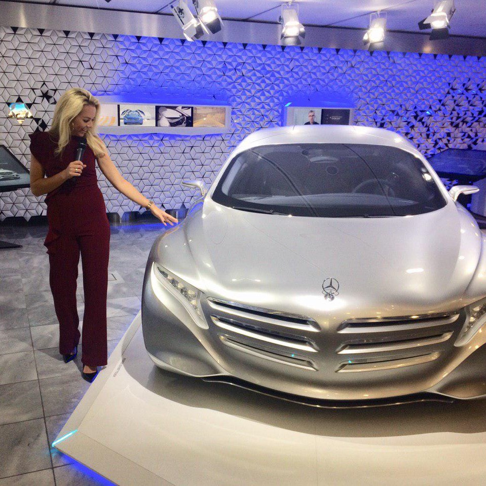 Mercedes Benz