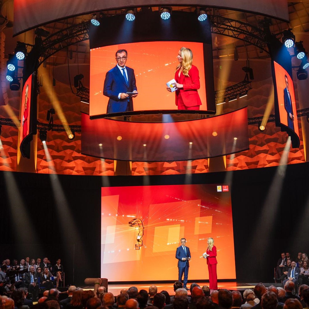 OPENING CEREMONY& HERMES AWARD